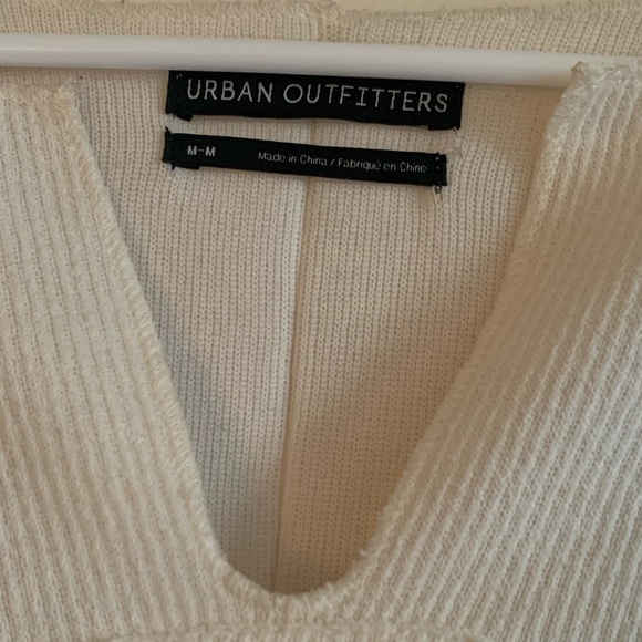 urban outfitters notch cream top - Picture 3 of 3